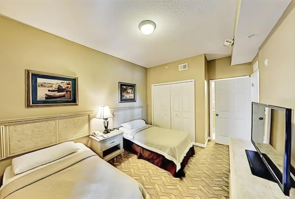 Entire Rental 3-Br Minutes From Disney X8 Hot Tub Apartment 2204 Орландо Экстерьер фото